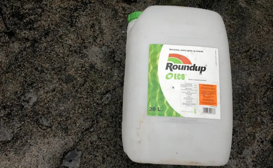 Glyfosat & Roundup - Vad gäller i Sverige? Få koll på reglerna!