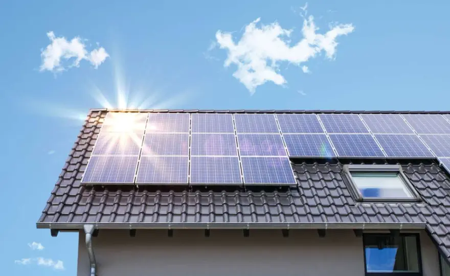 Solenergi i Sverige - Nackdelar, fördelar & när det lönar sig