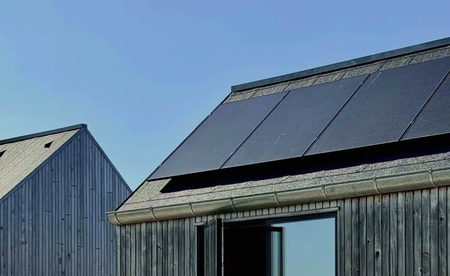 Monokristallina solceller - Bäst för ditt svenska tak?